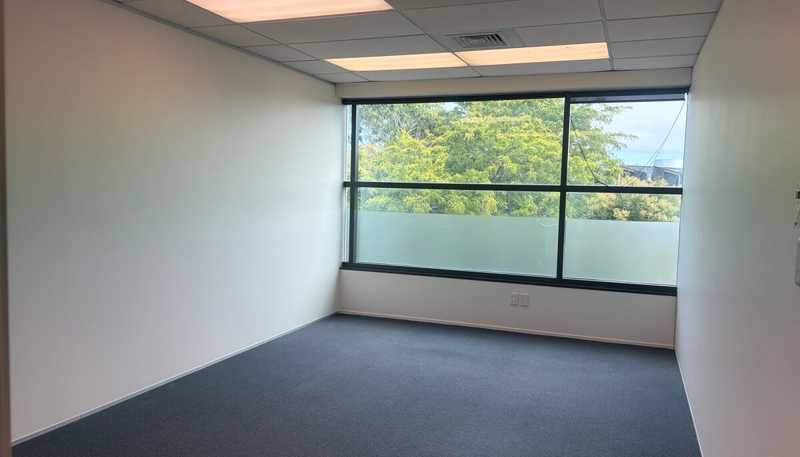 46 Taharoto Road, Takapuna