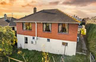 32 Panmure Avenue, Calton Hill