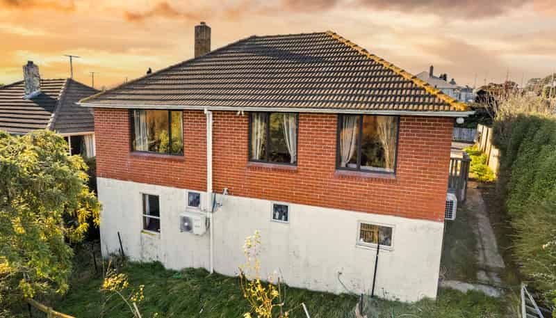 32 Panmure Avenue, Calton Hill