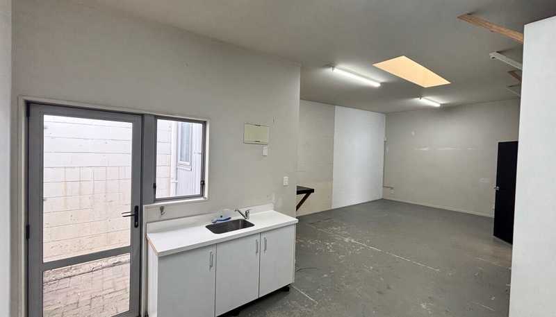 4/33 Austin Street, Onekawa