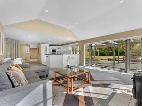 81 Polo Prince Drive, Totara Park