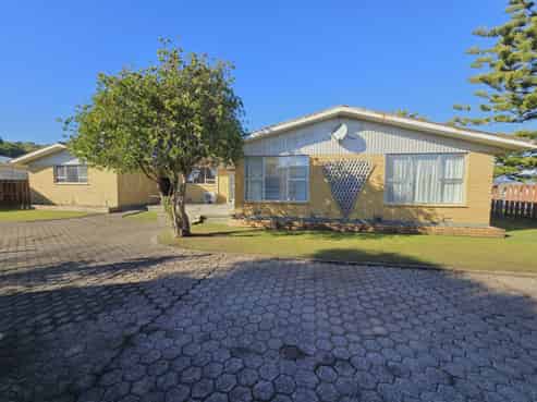 1 Bonar Drive, Hokitika