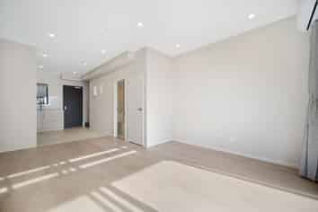 2/65 Moire Road Massey, Massey