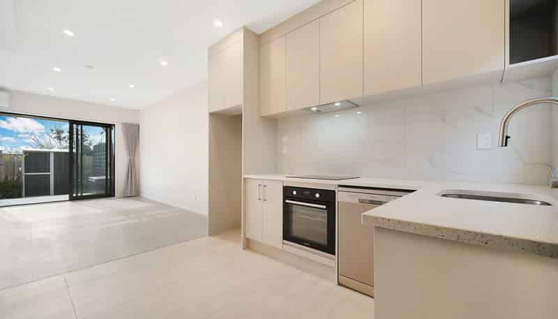 2/65 Moire Road Massey, Massey
