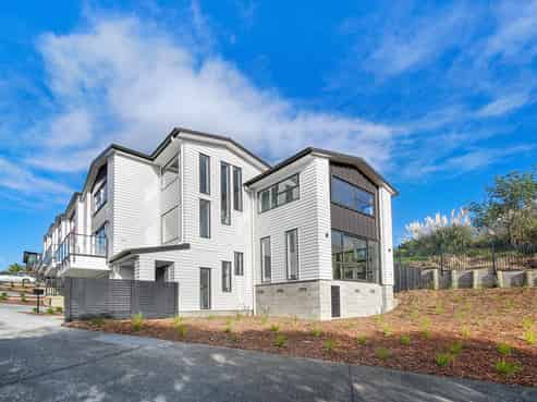 4 Pleasant Way, Gulf Harbour