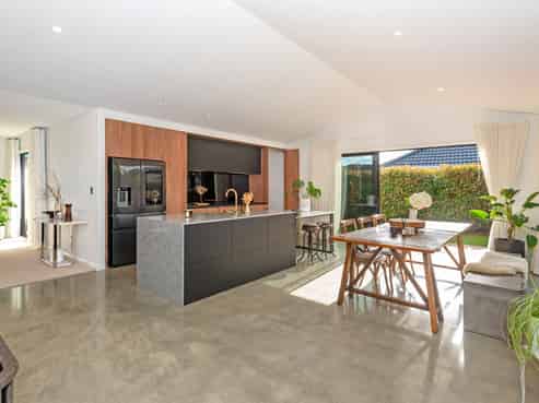 137 Potae Avenue, Lytton West
