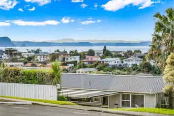 53 Brightside Road, Stanmore Bay