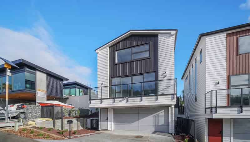 12 Pleasant Way, Gulf Harbour