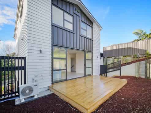 12 Pleasant Way, Gulf Harbour