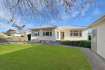 53A Karina Terrace, Roslyn