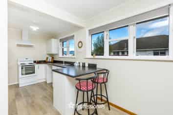 53 Totara Park Road, Clouston Park