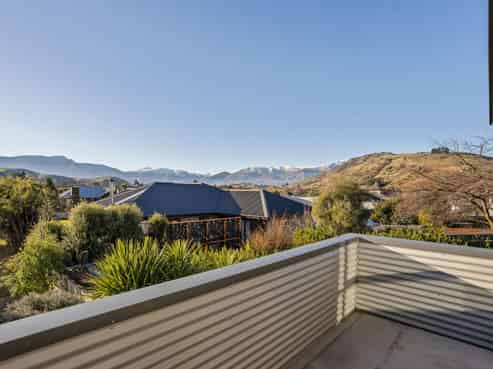 3 Rere Road, Lake Hayes Estate