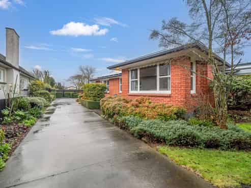 96 Middle Road, Allenton