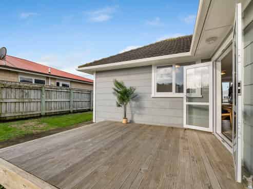30 Ihaia Road, Opunake