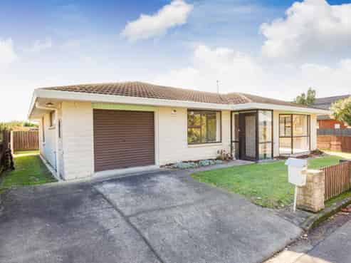 643A Pioneer Highway, Highbury