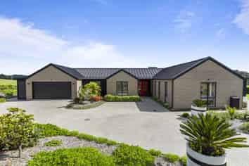 5 Hurihuri Road, Okura Bush