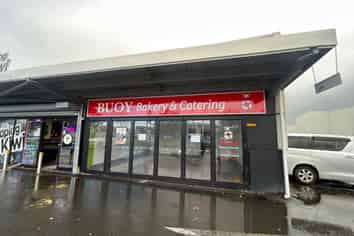 High Profile Rosebank Road Retail