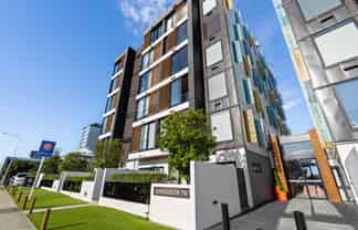 207/74 Anzac Street, Takapuna