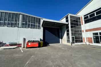 1,437M² HIGH STUD WAREHOUSE
