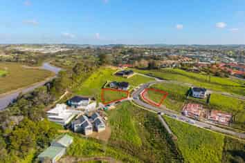 32 Awanui Road, Red Beach