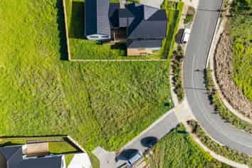 32 Awanui Road, Red Beach