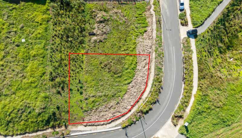 13 Awanui Road, Red Beach