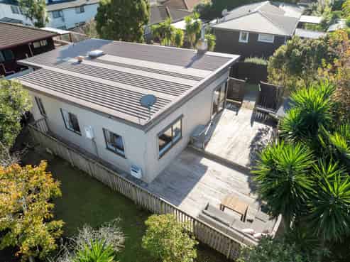 1/127 Moore Street, Howick