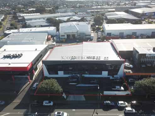 1,589sqm High Profile Showroom & Warehouse