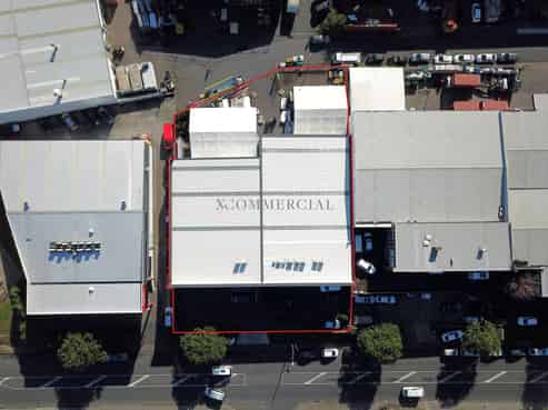 1,589sqm High Profile Showroom & Warehouse
