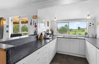 101 Forest Lakes Road, Otaki