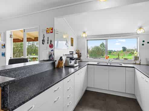 101 Forest Lakes Road, Otaki