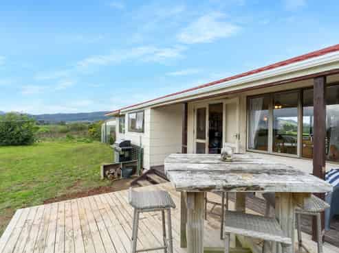 101 Forest Lakes Road, Otaki