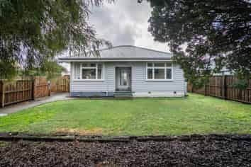 27 Main Road, Pleasant Point