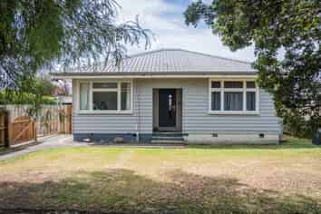 27 Main Road, Pleasant Point