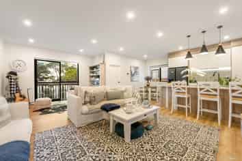 3B  Agathis Avenue, Mairangi Bay