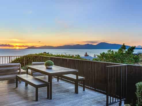 15 Karekare Road, Raumati South