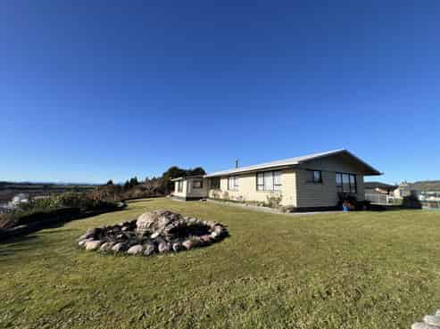 10 Pukaki Avenue, Ngahere