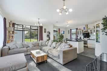 55 Wakefield Street, Westport