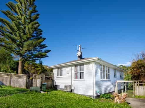 42 Kaituna Street, Waitangirua
