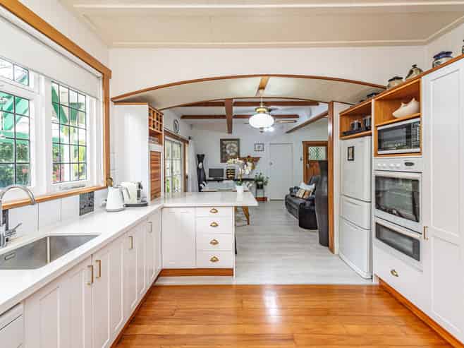 33 Riverbank Road, Okoia