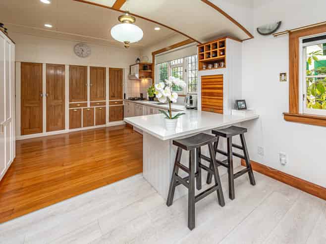 33 Riverbank Road, Okoia