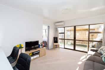 4/3 Paul Drive, Ngatea