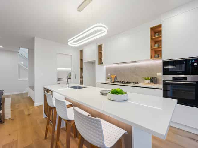 7 Makumaku Place, Long Bay