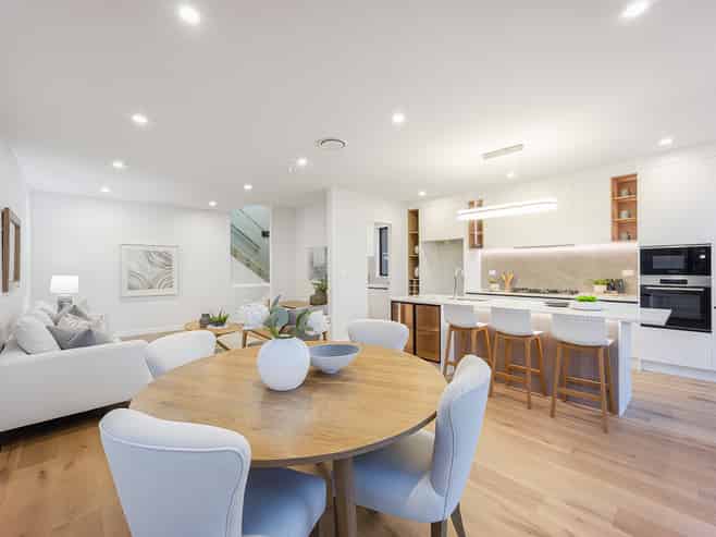 7 Makumaku Place, Long Bay