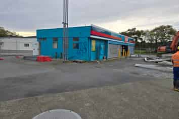 Auto Sales Yard