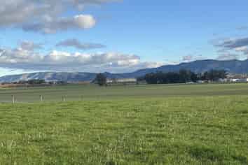 476 Hook School Road, Makikihi