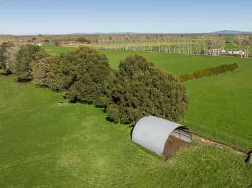 649 Wani Road, Netherton