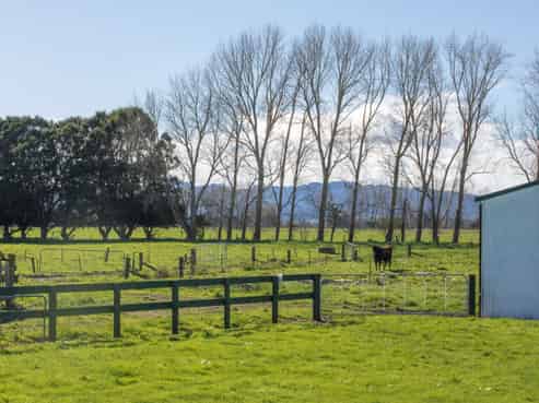 649 Wani Road, Netherton