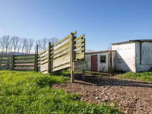 649 Wani Road, Netherton