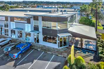 151 sqm High Profile Office